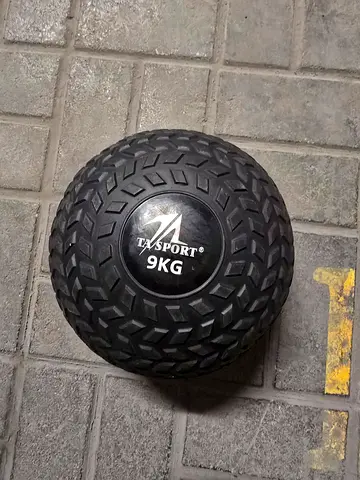 Medicine balls 9kg