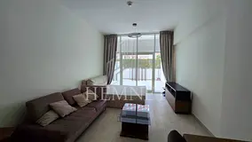 FULLY FURNISHED | LARGE TERRACE | VACANT