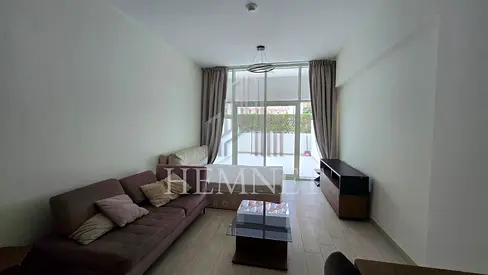 FULLY FURNISHED | LARGE TERRACE | VACANT