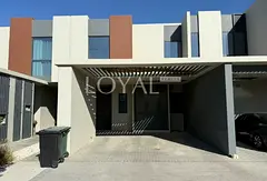 Pool and Park Accross the Street | Single Row |3BR