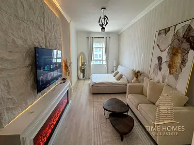 Vacant | Fully Furnished | Bright Living Area