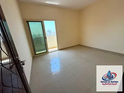 غرفة وصالة ثاني ساكن في البوطينة مع تراس كبير وحمامين وبدون رسوم بسعر 30000 درهم وخطة دفع 4 دفعات وتأمين مناسب