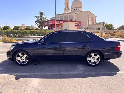 Lexus LS 430 2005 American Specs - Excellent Condition