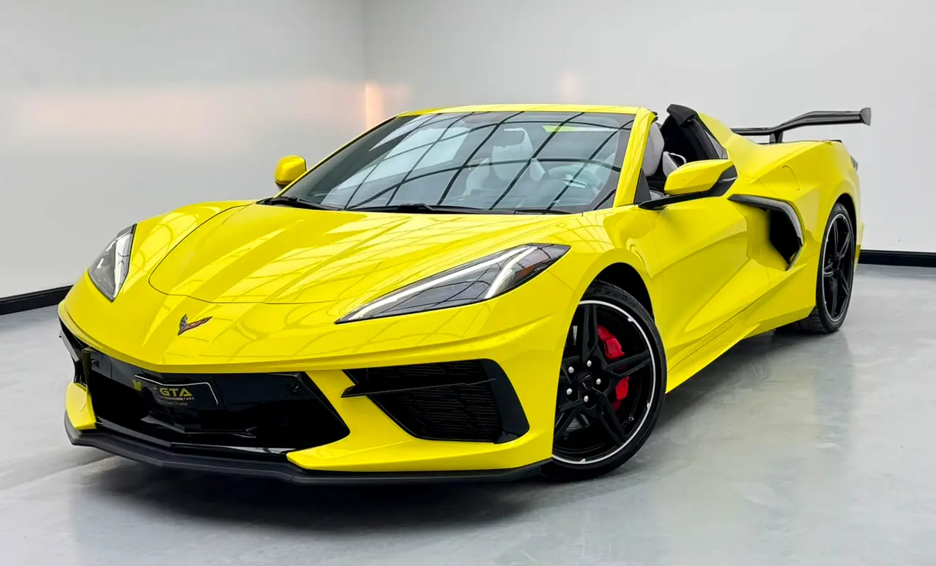 Chevrolet Corvette 2022 — photo 1 of 15