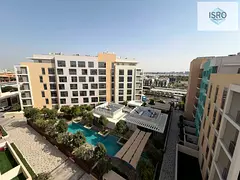 Elegant terrace | Spacious living | shower+ bath Tub