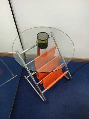 Glass Top Round Table, good condition