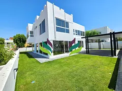 4 Bed Villa | Downtown Skyline View | Private Garden | Jumeirah 2