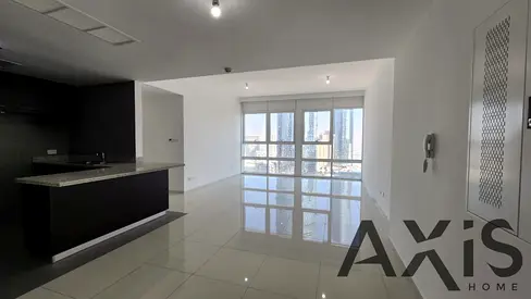 Bright & Elegant Apt | Horizon Tower City of Light