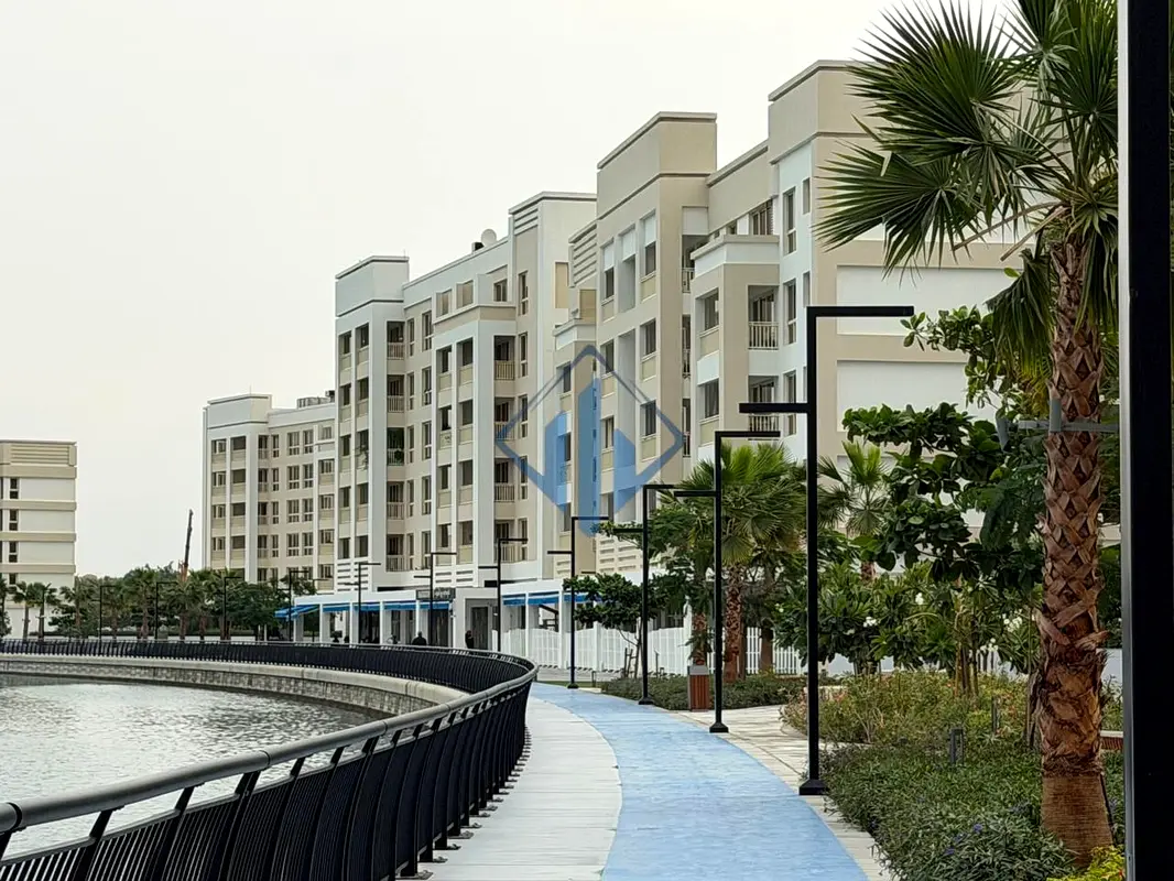 High floor-Sea Views-Hot Price-Grab Now