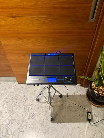 Alesis SamplePad Pro with Stand