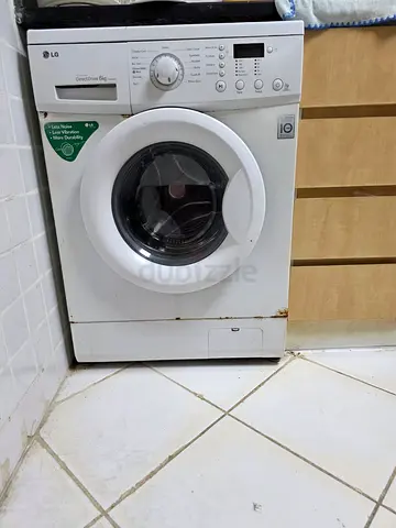 LG washing machine for sell in Al Nahda shj