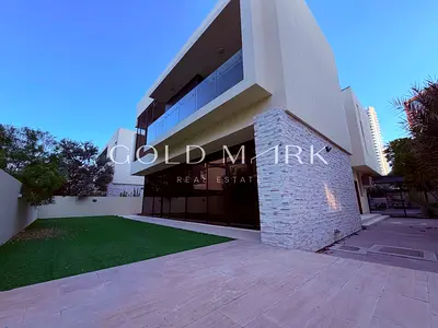 Prime Location | Vacant Now | Spacious Family Home