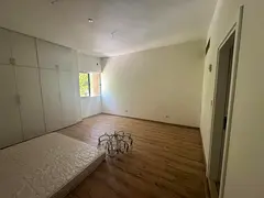 Luxury and affordable 4-bedroom villa with 3 bathrooms, 2 living halls, huge space, distributor area