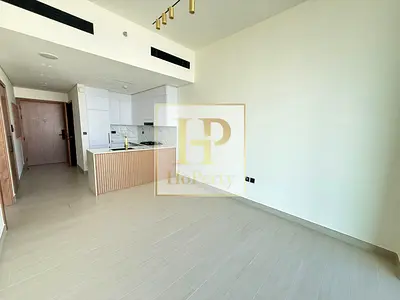 Pool View | Flexible Checks | Higher Floor