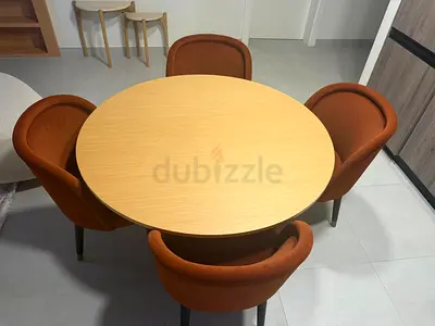 Dining Table with 4 Chairs – Matching Set – Brand New