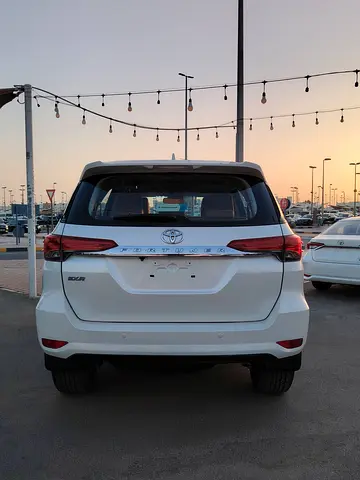 2017 Toyota FORTUNER 照片 5