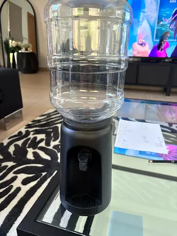 Typo water dispenser