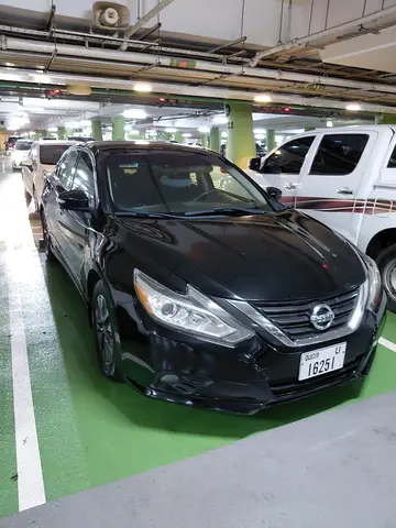 Nissan Altima SR 2017 | Sporty Look | American Specs