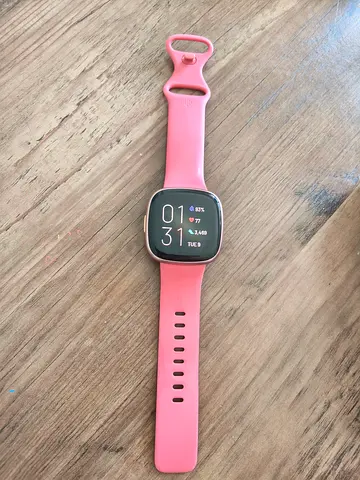Fitbit Versa 4