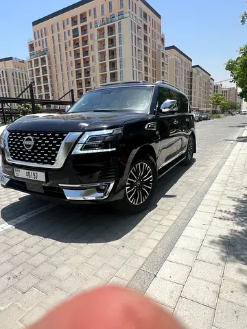 4x4 2012 Infiniti QX56 Luxury changed to 2024 Nissan patrol shape - Powerful V8 -  Specs