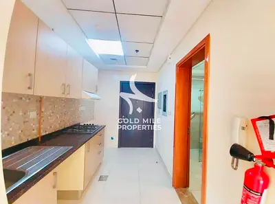 1 Month Free | Extra-Large Studio | Bright Open Layout