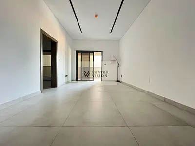 Spacious Layout | Pool View | Ready to Move