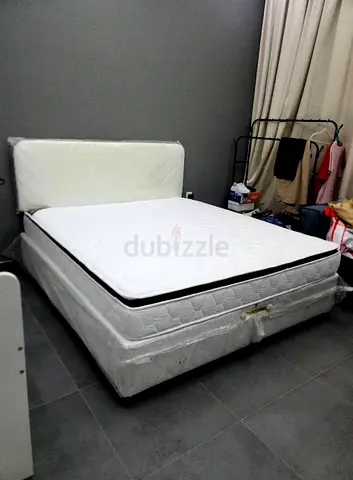 Brand new King size Amrican style base diwan bed with Mattress Available