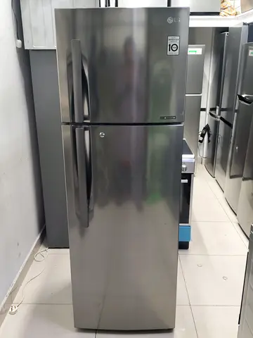 LG Stainless Steel Top-Freezer Refrigerator - Good Condition