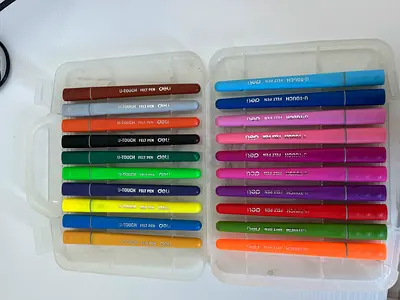 Deli 24 Color Pen Set (20 pens)