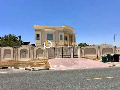 5 Master Bedrooms villa Ready to Move