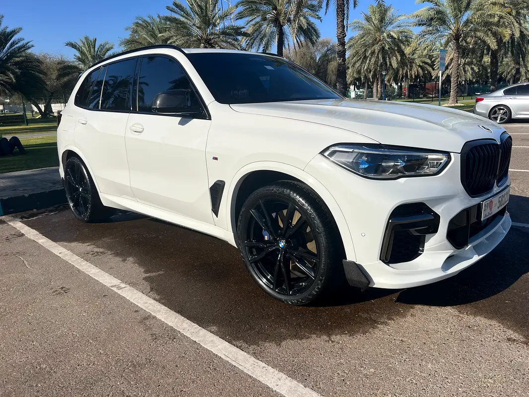BMW X5 2023 — photo 1 of 19
