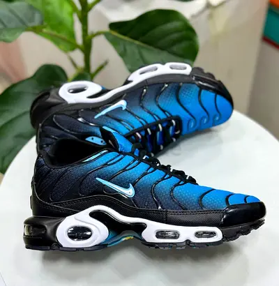 Price 149.99 AED Delivery FREE