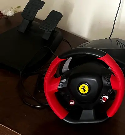 Thrustmaster Ferrari 458 Spider Racing Wheel (Xbox Series X/S  One)