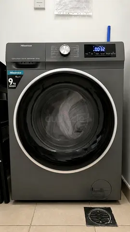 Hisense 9/6 kg Front Load Washer Dryer Good Working Condition