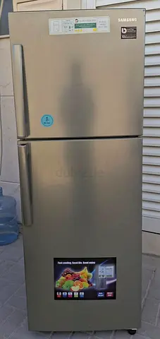 SAMSUNG Refrigerator,  neat and clean,  with perfect Cooling