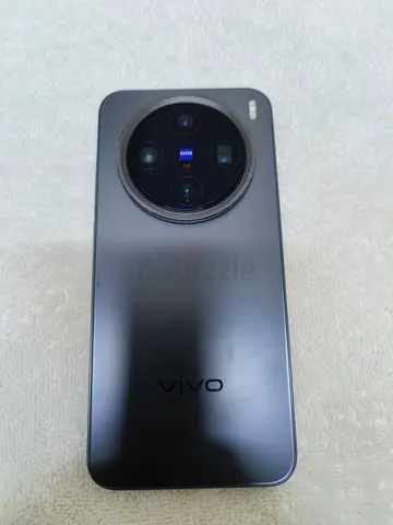 Vivo X200 Pro Mini (Black) - Good Condition,