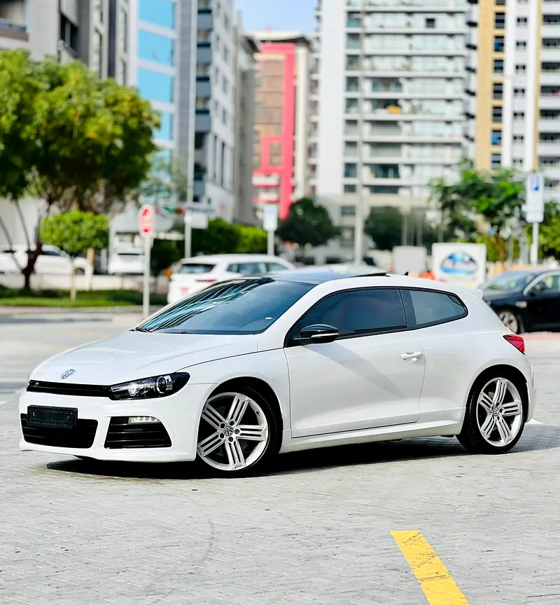 Volkswagen Scirocco 2015 — photo 1 of 15