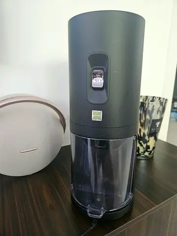 Hurom H-200 Slow Juicer (Made in Korea)