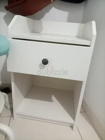 Bed side table