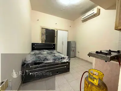FULLY FURNISHED STUDIO AFFORDABLE PRICE FRONT OF MAIN ROAD