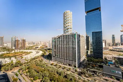Park view Prime location Mid floor
