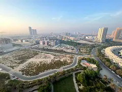 Great Layout | High Floor | Bright &amp; Spacious