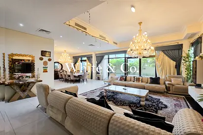 Large Plot | Single Row | 5BR Villa VOT