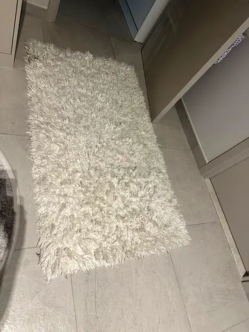 White Shaggy Area Rug - Small, Clean Condition