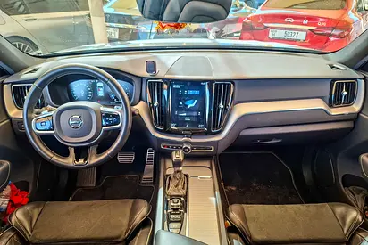 صورة 9 لـ 2019 Volvo XC60
