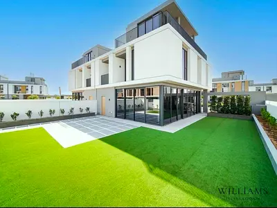 LARGE PLOT | MODERN FINISHES | BRAND NEW