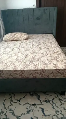 Modern Grey Upholstered Queen Bed with Headboard