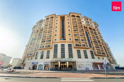 Salon Shop | Great Location | For Rent