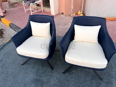 Excellent condition tow sofa chairs brand new