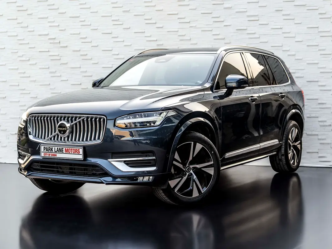 Volvo XC90 2023 — photo 1 of 19